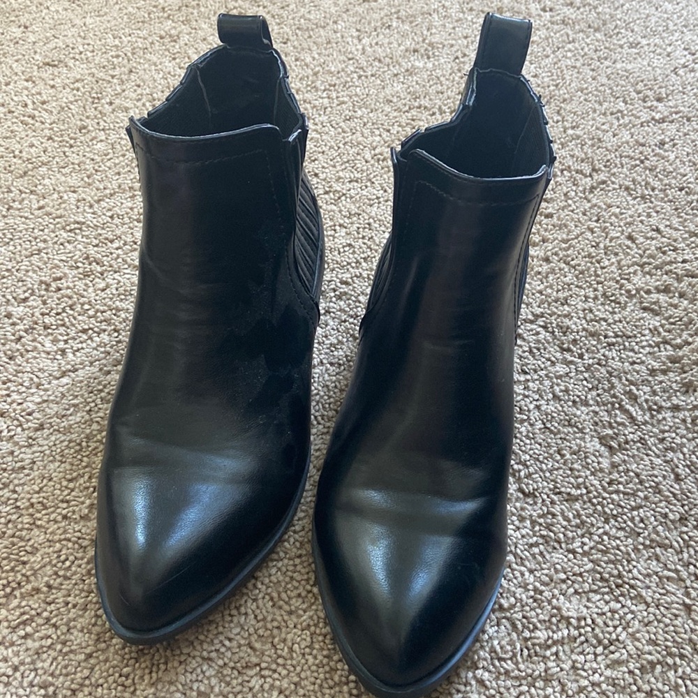 Akira boots